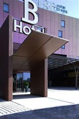 фото отеля Base Hotel To Work