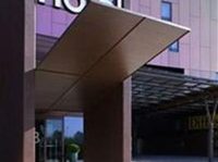 Base Hotel To Work