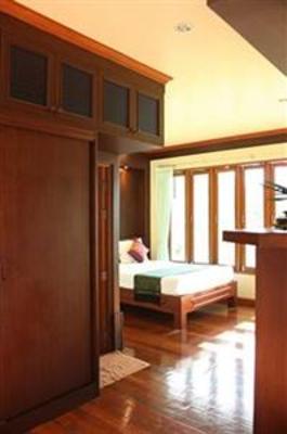 фото отеля Railay Phutawan Resort