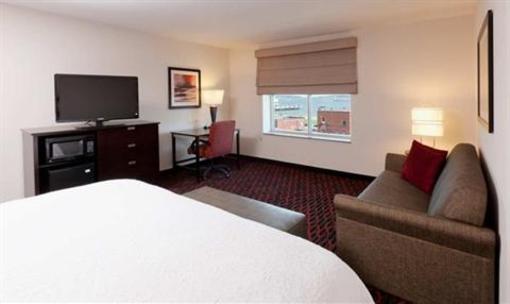 фото отеля Hampton Inn Portland Downtown - Waterfront
