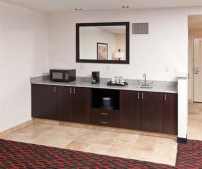 фото отеля Hampton Inn Portland Downtown - Waterfront