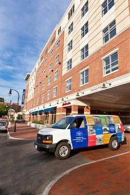 фото отеля Hampton Inn Portland Downtown - Waterfront