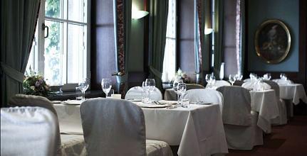 фото отеля Steigenberger Grandhotel Petersberg