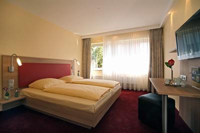 фото отеля Ott's Hotel Leopoldshohe