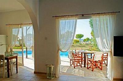 фото отеля Thalassines Beach Villas Ayia Napa