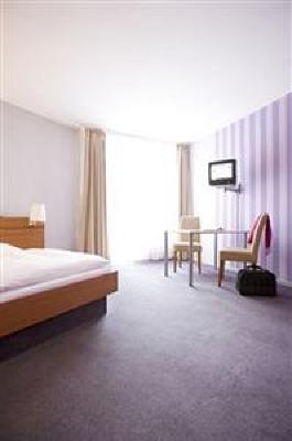 фото отеля Na Petrogradskoy Hotel
