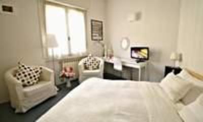 фото отеля Florence Stay Apartments