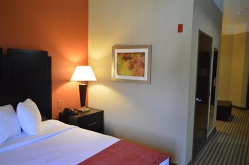 фото отеля Best Western Bayou Inn & Suites