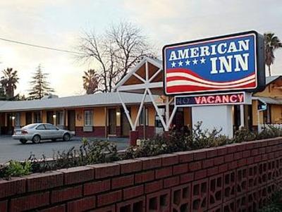 фото отеля American Inn Chico