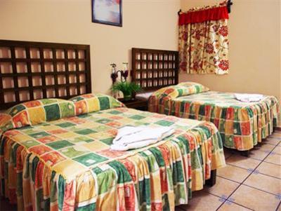 фото отеля Hotel Rosalia Valladolid