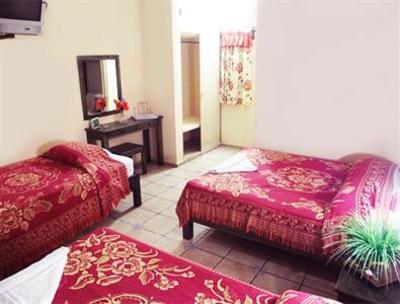 фото отеля Hotel Rosalia Valladolid
