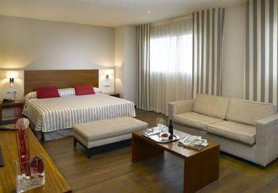 фото отеля Sercotel Ciutat de Montcata