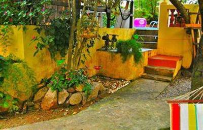 фото отеля Canto das Laranjeiras Tombo