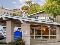 Ponderosa Inn