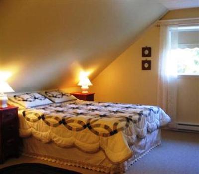 фото отеля Marifield Manor B&B