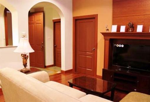 фото отеля Baan Montida Apartments