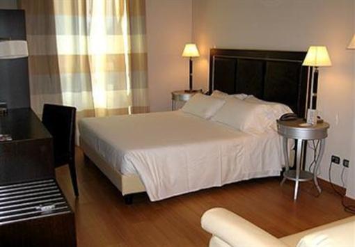 фото отеля Canada Hotel Milan