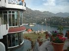 фото отеля Hotel Lake Inn Bhimtal