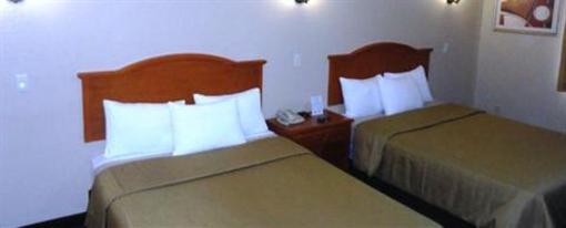 фото отеля Eco-Lux Inn Norfolk