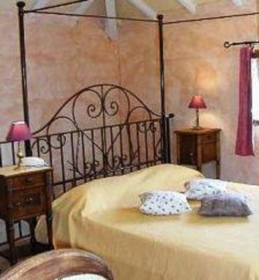 фото отеля Hotel-Restaurant Le Relais de Montseret - Logis