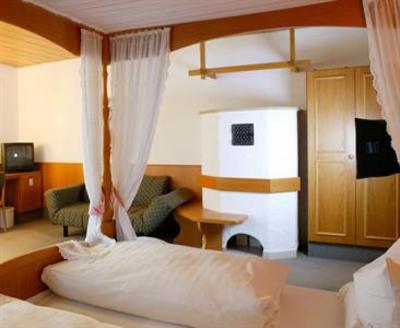 фото отеля Landgasthof Krone Nellingen
