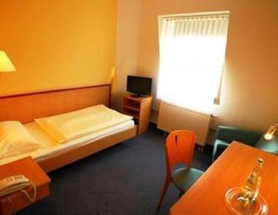фото отеля Montana Hotel Oberasbach