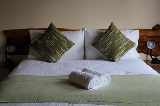 фото отеля Tullah Lakeside Lodge