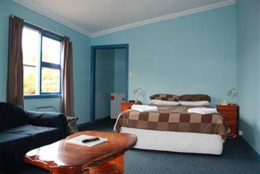 фото отеля Tullah Lakeside Lodge