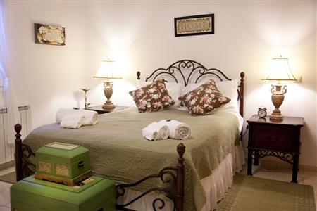 фото отеля Eleni's Village Suites