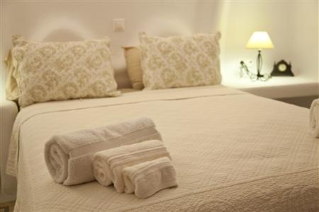 фото отеля Eleni's Village Suites