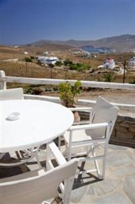 фото отеля Eleni's Village Suites