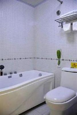 фото отеля Guangyuan Hotel Dunhuang Yangguan Middle Road