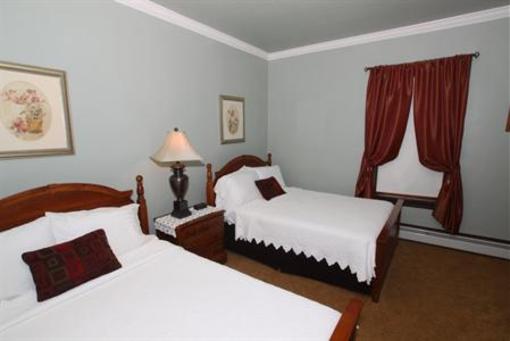 фото отеля The Marblehead Inn