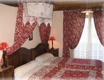 фото отеля Cabane Perchee La Chouanniere