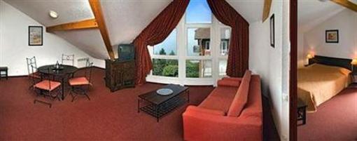 фото отеля ResidHotel Les Terrasses du Lac