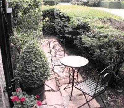 фото отеля Little Halings Bed & Breakfast