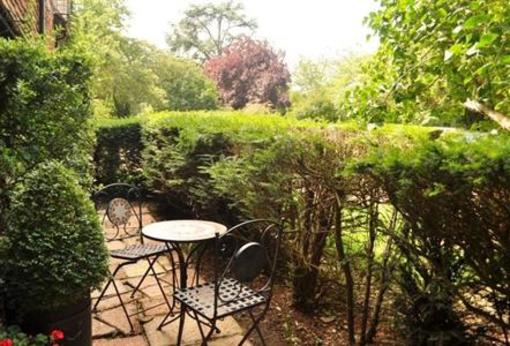 фото отеля Little Halings Bed & Breakfast