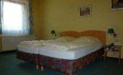 фото отеля Hotel garni Zur Friedenseiche