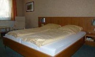 фото отеля Hotel garni Zur Friedenseiche