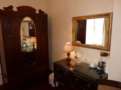 фото отеля The George Bed and Breakfast Gainsborough