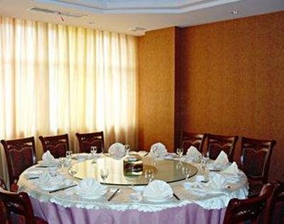 фото отеля Ningbo Yinzhou Ambassy Court Holiday Inn