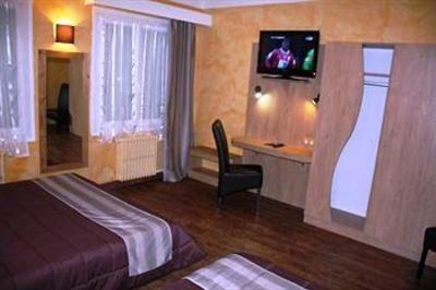 фото отеля Savoy Hotel Saint-Michel-de-Maurienne
