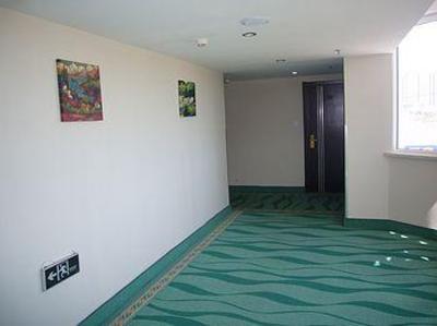 фото отеля GreenTree Inn Yantai Xingfu Road