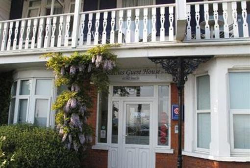 фото отеля Beaches Guest House