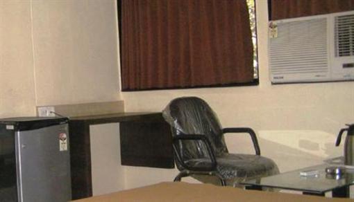 фото отеля Hotel Akash Surat