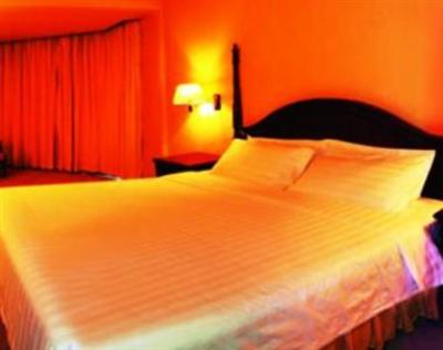 фото отеля Celebrity Hotel