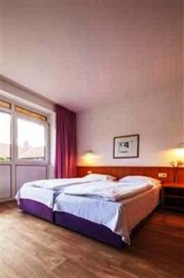 фото отеля Top Motel Stralsund