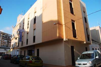 фото отеля Hostal Versalles