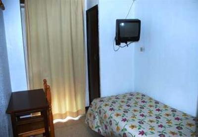 фото отеля Hostal Versalles