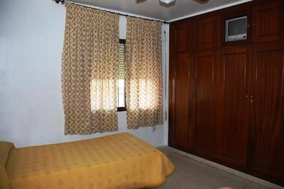 фото отеля Hostal Versalles